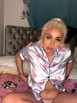 Snapshot of zara_bellexx chatting on 01/14/26, 11:31 zara bellexx online show from 01/14/26, 11:31