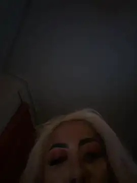 Snapshot of zara_bellexx chatting on 01/16/26, 07:29 zara bellexx online show from 01/16/26, 07:29