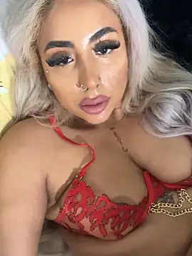 Snapshot of zara_bellexx chatting on 02/28/26, 04:46 zara bellexx online show from 02/28/26, 04:46