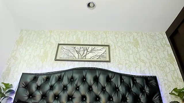Snapshot of DenzelRios chatting on 04/11/26, 03:22 DenzelRios online show from 04/11/26, 03:22