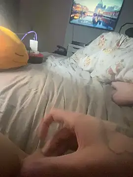 babygirl1906 online show from 12/23/25, 12:08