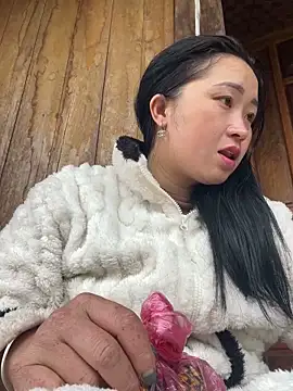 miemie-xx online show from 12/05/25, 01:36