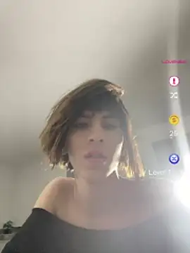 SiaraRealist online show from 05/01/26, 12:59