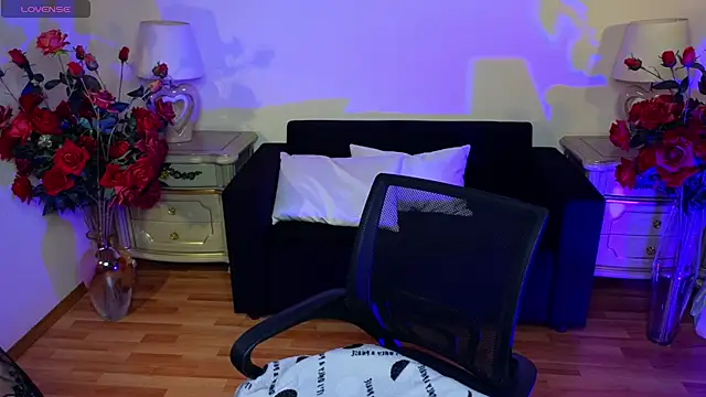 Viola Rayden online show from 11/21/25, 11:31