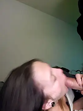 Snapshot of Cassaroll333 chatting on 10/20/25, 03:18 Cassaroll333 online show from 10/20/25, 03:18