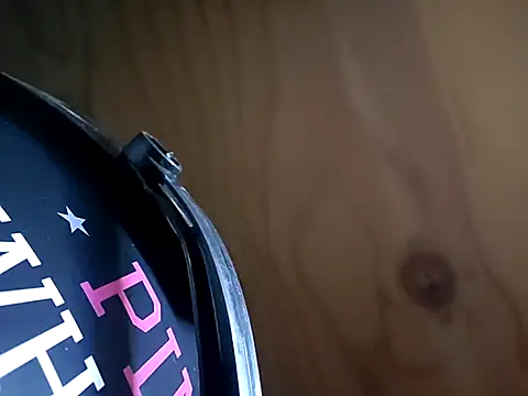 Snapshot of Cassaroll333 chatting on 03/29/26, 03:45 Cassaroll333 online show from 03/29/26, 03:45