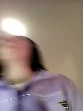 AbbyLewiis online show from 11/10/25, 11:20