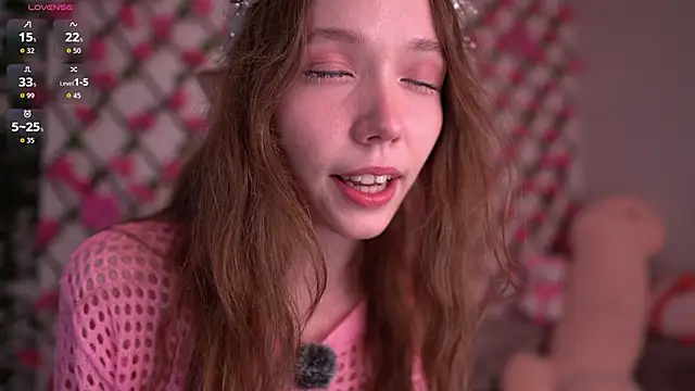 Petite Polly online show from 11/02/25, 06:10