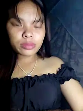 hello-cute online show from 10/28/25, 03:58