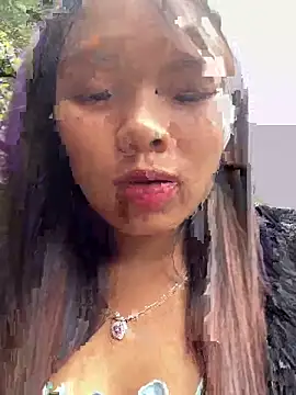 hello-cute online show from 11/17/25, 04:18