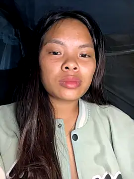 hello-cute online show from 12/03/25, 06:17