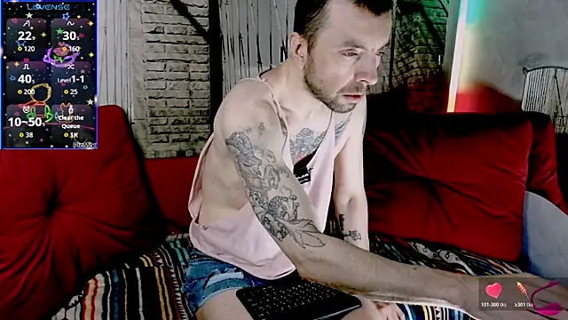 Markus Rivas online show from 11/04/25, 03:00