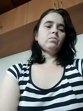 Snapshot of Ella-433 chatting on 12/21/25, 08:54 Ella-433 online show from 12/21/25, 08:54