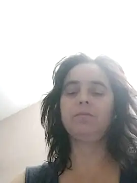 Snapshot of Ella-433 chatting on 01/09/26, 08:43 Ella-433 online show from 01/09/26, 08:43