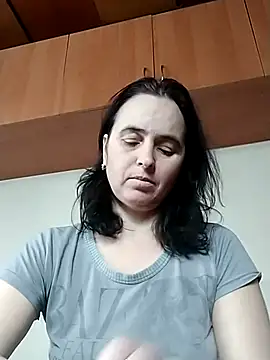 Snapshot of Ella-433 chatting on 02/16/26, 10:44 Ella-433 online show from 02/16/26, 10:44