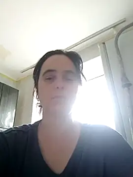 Snapshot of Ella-433 chatting on 04/08/26, 01:44 Ella-433 online show from 04/08/26, 01:44