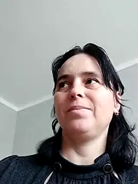 Snapshot of Ella-433 chatting on 04/14/26, 07:58 Ella-433 online show from 04/14/26, 07:58