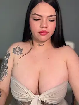 Snapshot of dulcemarianh_ chatting on 04/17/26, 03:20 dulcemarianh online show from 04/17/26, 03:20