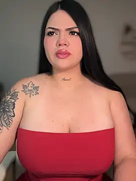 Snapshot of dulcemarianh_ chatting on 06/16/26, 05:43 dulcemarianh online show from 06/16/26, 05:43