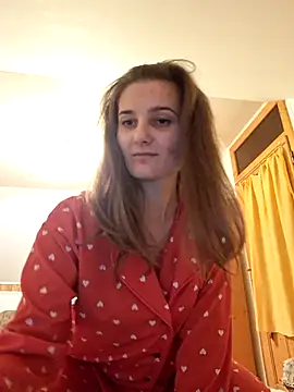 Snapshot of Nika_aa chatting on 10/08/25, 06:49 Nika aa online show from 10/08/25, 06:49