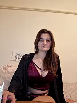 Nika aa online show from 11/30/25, 08:24