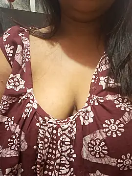 janu-janvi online show from 11/11/25, 04:51