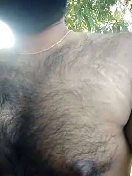 Snapshot of SL_BEAR chatting on 10/31/25, 09:54 SL BEAR online show from 10/31/25, 09:54