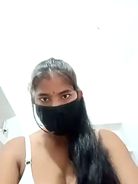 Hot radhaji online show from 10/16/25, 07:42