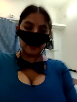 Snapshot of Hot_radhaji chatting on 03/28/26, 02:38 Hot radhaji online show from 03/28/26, 02:38