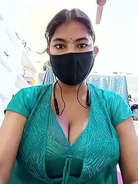 Snapshot of Hot_radhaji chatting on 04/04/26, 12:53 Hot radhaji online show from 04/04/26, 12:53