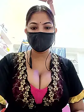 Snapshot of Hot_radhaji chatting on 05/08/26, 02:50 Hot radhaji online show from 05/08/26, 02:50