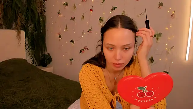 Snapshot of Black_Jenny chatting on 07/19/26, 10:08 Black Jenny online show from 07/19/26, 10:08