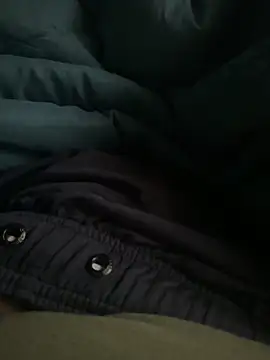 Snapshot of Steven-1989 chatting on 11/20/25, 03:34 Steven-1989 online show from 11/20/25, 03:34