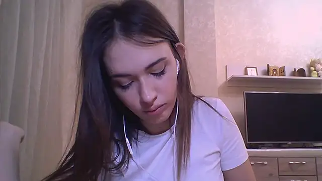 CeyaLier online show from 11/26/25, 05:58