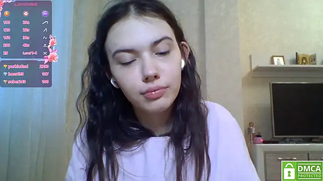 Snapshot of CeyaLier chatting on 06/22/26, 03:25 CeyaLier online show from 06/22/26, 03:25