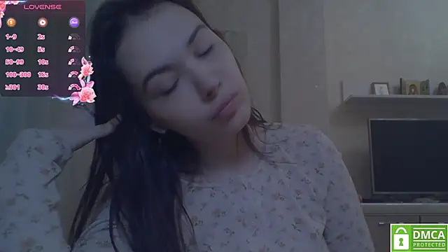 Snapshot of CeyaLier chatting on 07/13/26, 04:43 CeyaLier online show from 07/13/26, 04:43