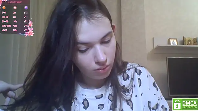 Snapshot of CeyaLier chatting on 07/24/26, 08:29 CeyaLier online show from 07/24/26, 08:29