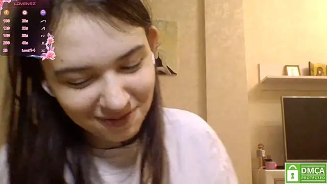 Snapshot of CeyaLier chatting on 08/03/26, 05:49 CeyaLier online show from 08/03/26, 05:49