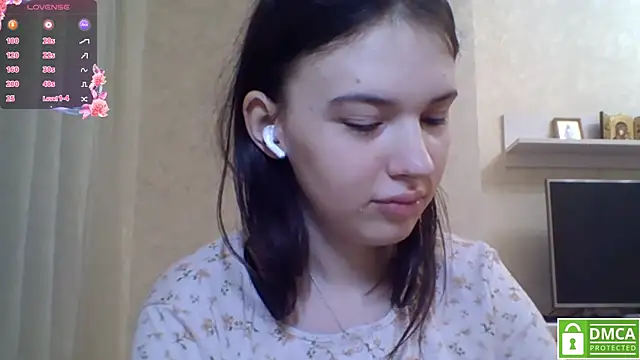 Snapshot of CeyaLier chatting on 08/04/26, 05:48 CeyaLier online show from 08/04/26, 05:48