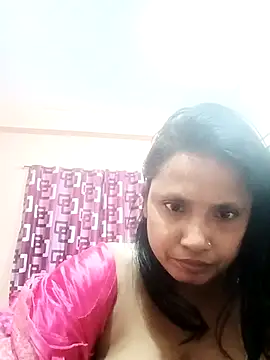 Snapshot of Megla879 chatting on 11/01/25, 03:41 Megla879 online show from 11/01/25, 03:41