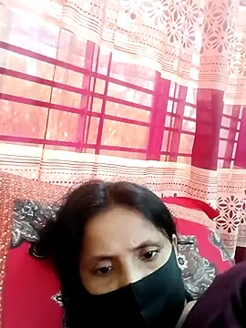 Snapshot of Megla879 chatting on 11/17/25, 06:30 Megla879 online show from 11/17/25, 06:30