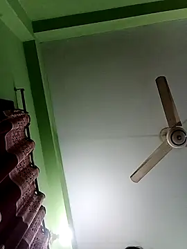 Snapshot of Megla879 chatting on 11/19/25, 03:12 Megla879 online show from 11/19/25, 03:12