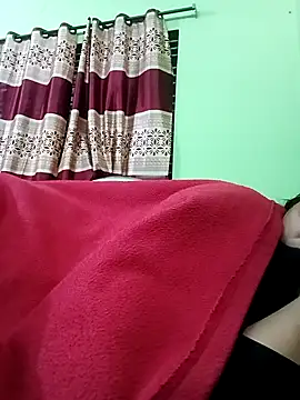 Snapshot of Megla879 chatting on 11/22/25, 09:47 Megla879 online show from 11/22/25, 09:47