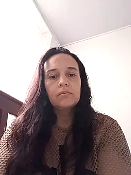 Snapshot of FiorellaDuboi chatting on 10/17/25, 12:19 FiorellaDuboi online show from 10/17/25, 12:19