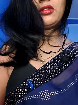 Snapshot of Janu-hasena chatting on 04/18/26, 05:50 Janu-hasena online show from 04/18/26, 05:50