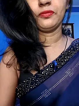 Snapshot of Janu-hasena chatting on 04/25/26, 02:47 Janu-hasena online show from 04/25/26, 02:47