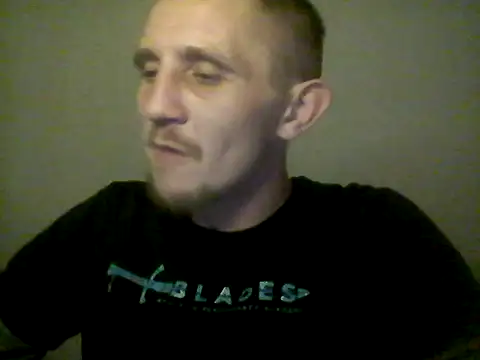 Snapshot of Twolatte chatting on 12/01/25, 08:03 Twolatte online show from 12/01/25, 08:03