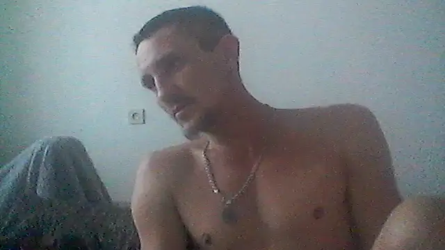 Snapshot of Twolatte chatting on 12/15/25, 10:30 Twolatte online show from 12/15/25, 10:30