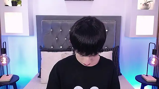 Emo Boy  online show from 06/20/26, 09:50