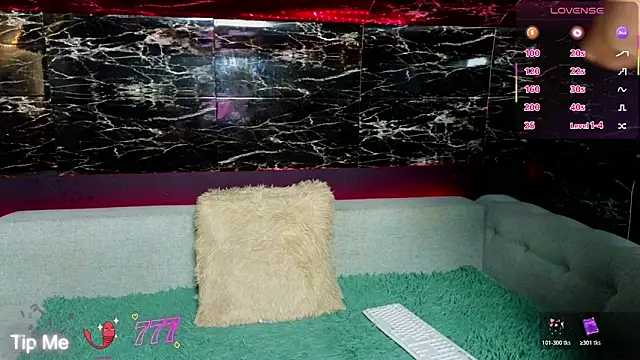 Snapshot of _YourSubmissive_ chatting on 05/23/26, 03:49 YourSubmissive online show from 05/23/26, 03:49